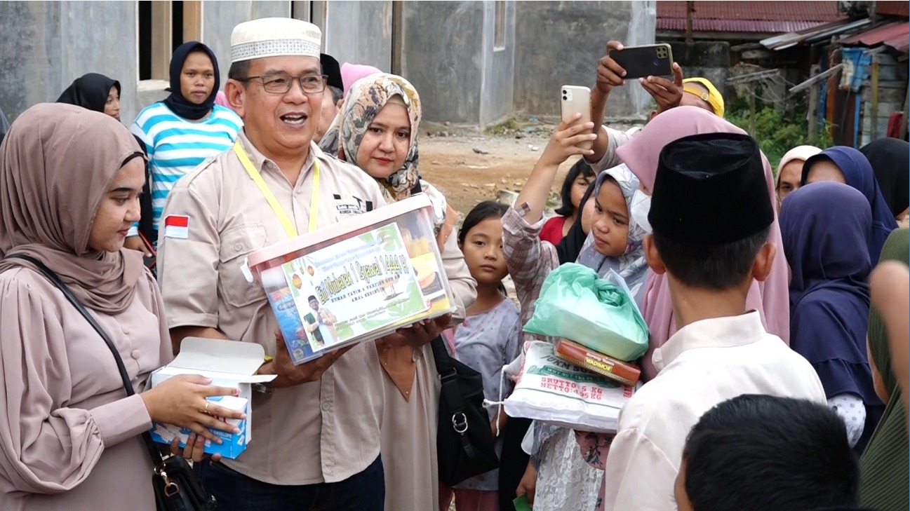 Yayasan Jamil Solution Santuni Ratusan Anak Yatim dan Piatu