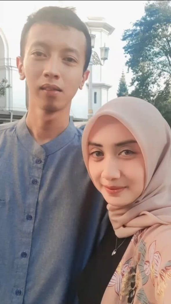 Berawal Sebagai Ojol,Yayang Koswara Sukses Jalankan Usaha Jual Beli Motor dan Mobil