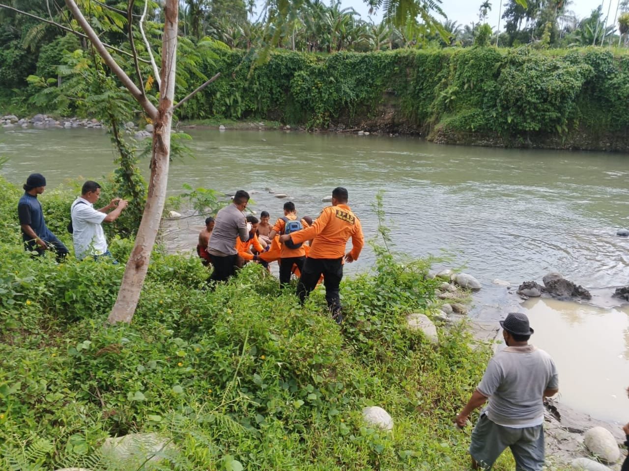 BPBD Langkat Temukan Jasad Korban Tenggelam di Sungai Sei Bingai