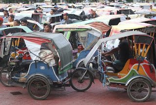 Ekonomi Sumut Terkontraksi Secara Kuartalan, Bagaimana Nasib Tukang Becak