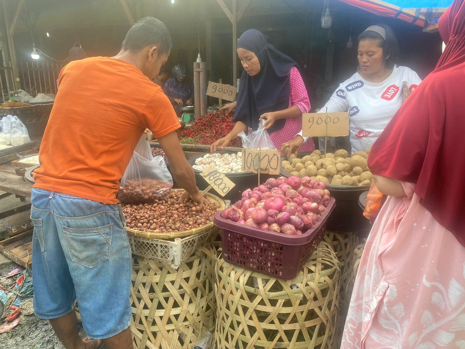 Harga Cabai Merah Turun Drastis, Petani Sumut Bisa Merugi Hingga 3.8 Triliun
