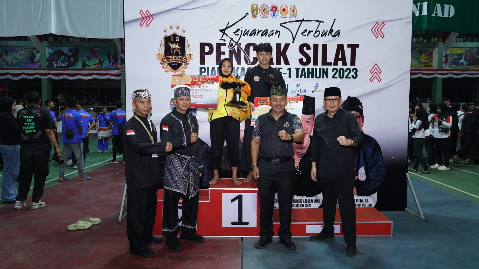 Kontingen Garuda AD Juara Umum Pencak Silat Terbuka Piala Kasad 1