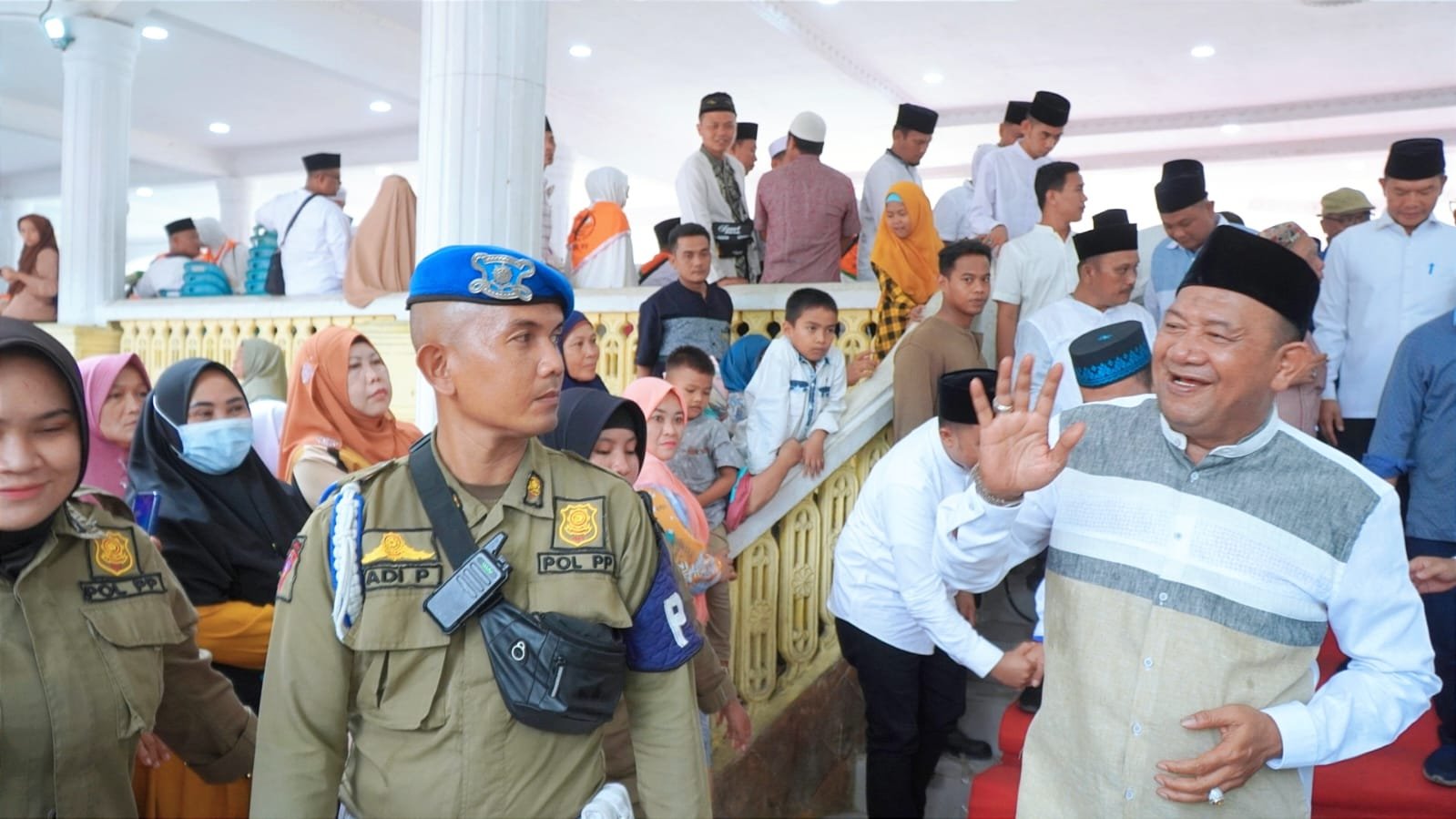 Jelang Wukuf Afandin Tanyakan Kabar Jamaah Haji Lewat VC, TPHD : Alhamdulillah Kondisinya Baik