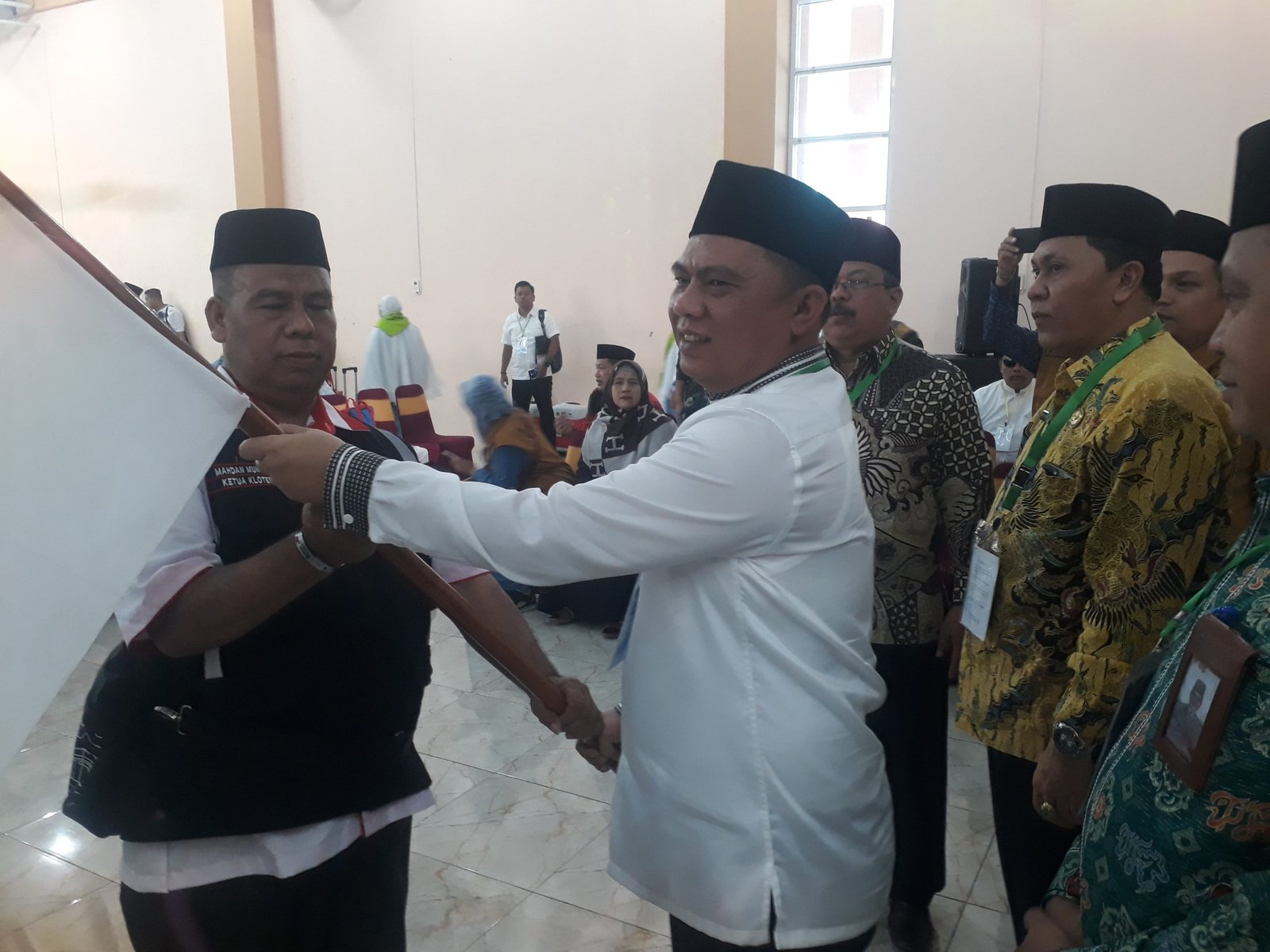 Lepas Kloter 9, Bupati Labuhanbatu : Lakukan Ibadah Dengan Khusyuk