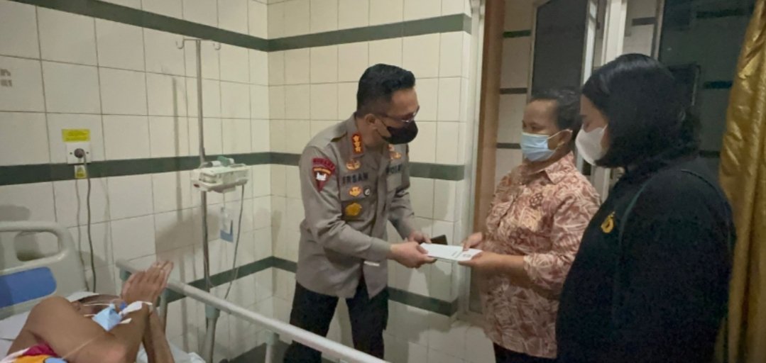 Kombes Irsan Jenguk Personel yang Sakit