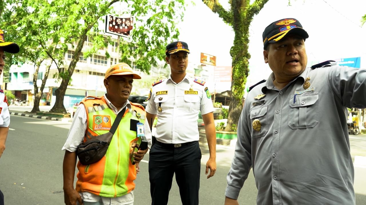 Dishub Medan Lakukan Penertiban Parkir di Sejumlah Ruas Jalan di Kota Medan