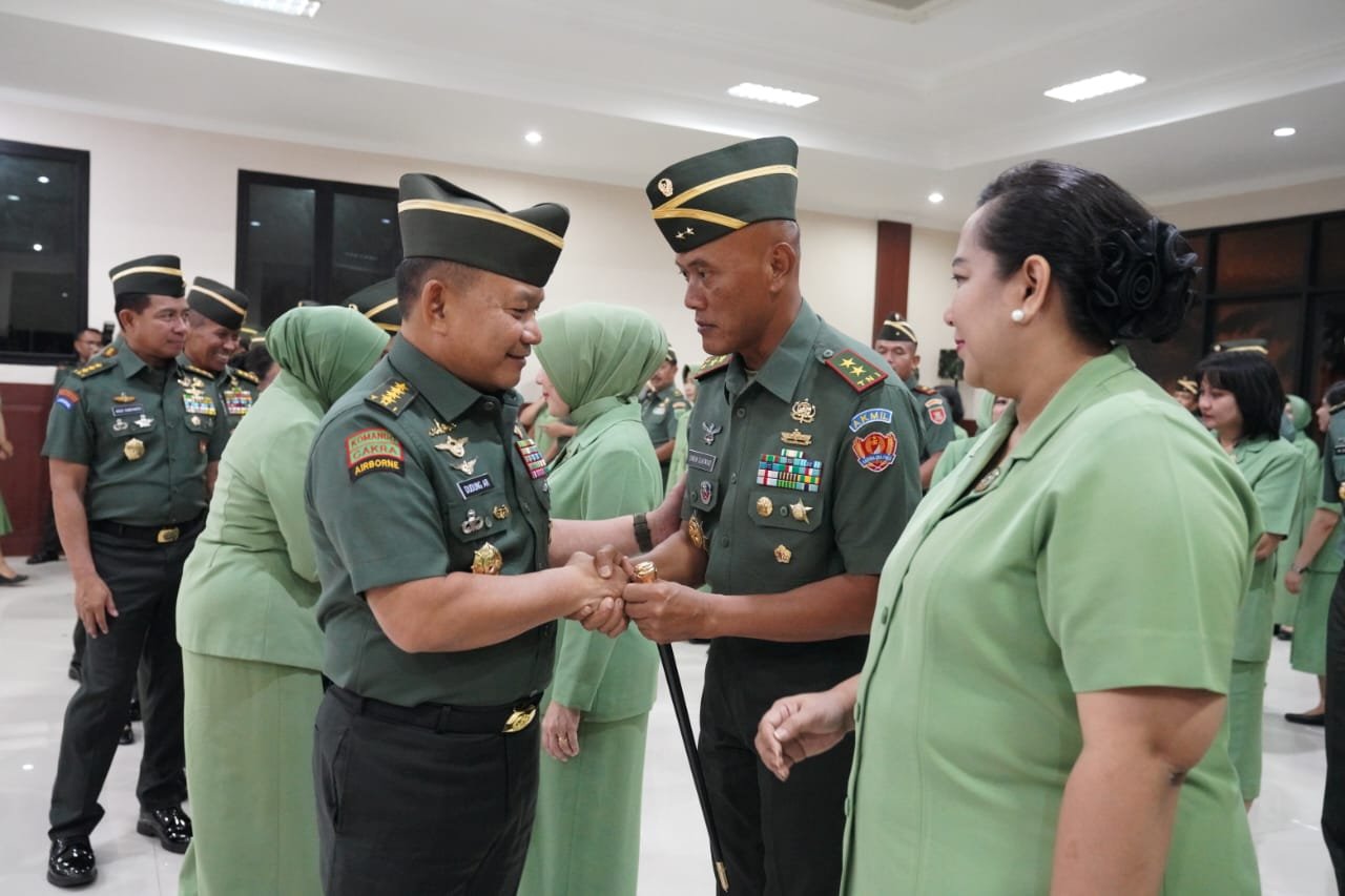 Kasad Terima Laporan Korps Kenaikan Pangkat 32 Pati