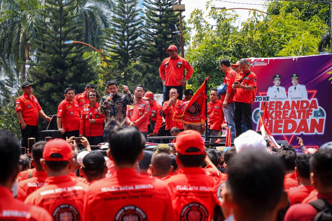 Temui Ratusan Massa PBB, Bobby Nasution Didaulat Jadi Bapak Toleransi