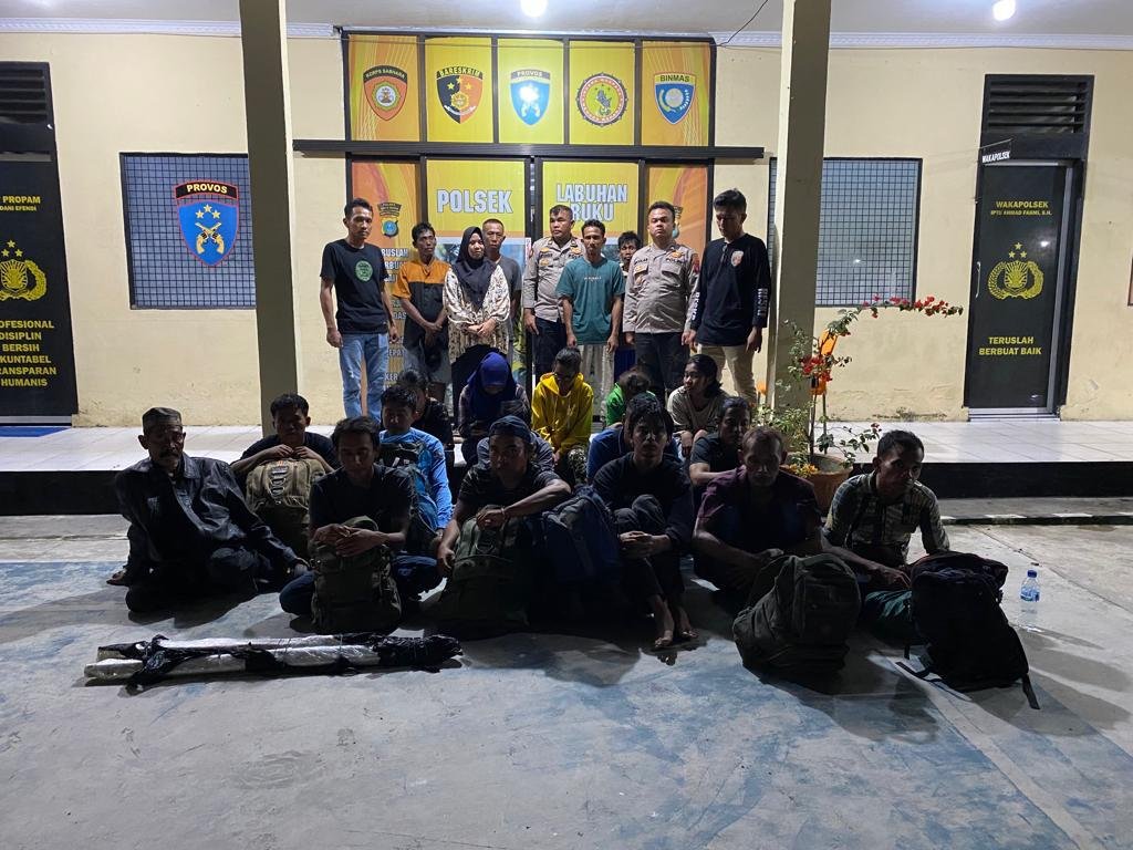 Polisi Amankan Puluhan PMI Ilegal di Rumah Penampungan dan Tekong