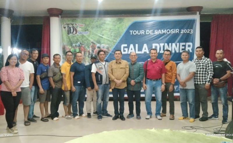 Pj. Sekda Pemkab Samosir Hadiri Gala Dinner Tour De Samosir 2023