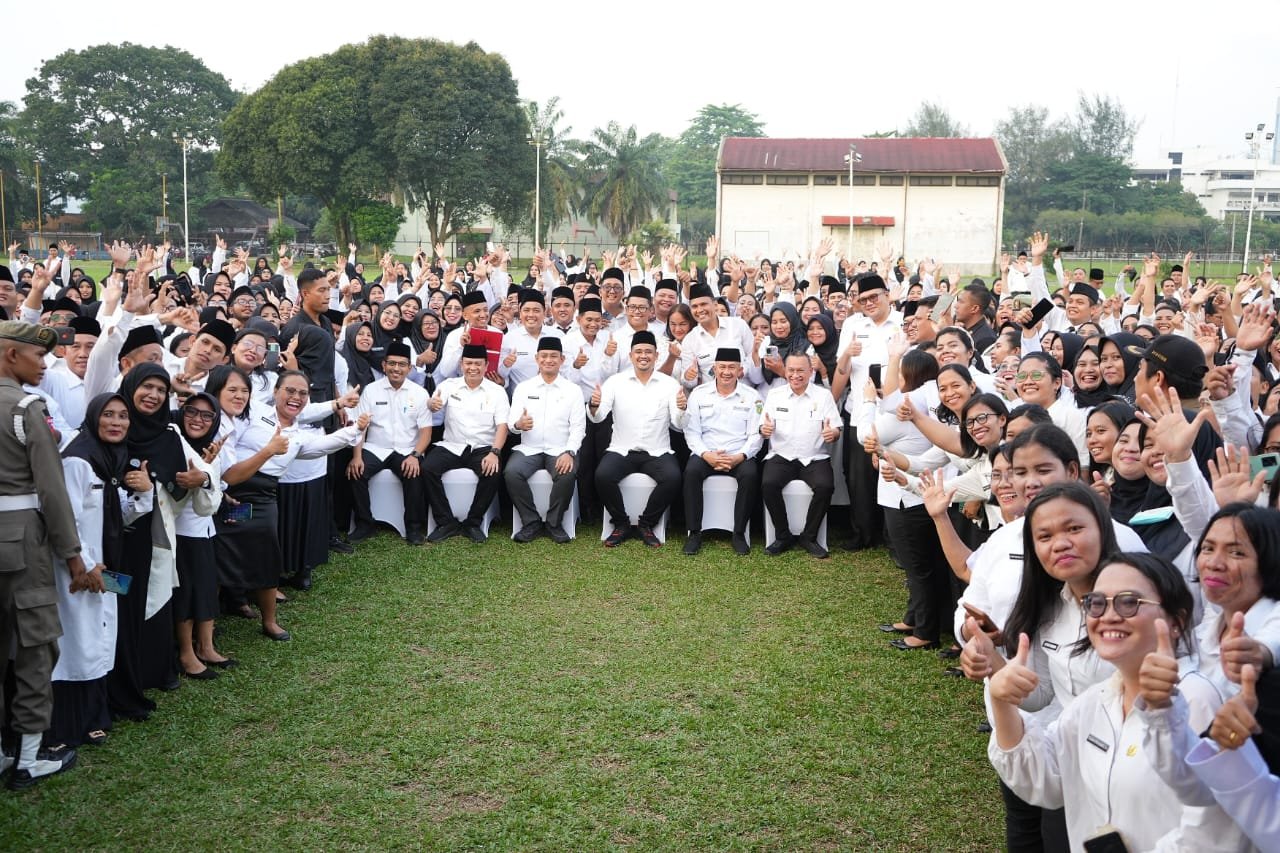 Lantik 1153 PPPK, Wali Kota Medan : Jadilah Aparatur Yang Bertanggung Jawab, Bersih, Jujur Dan Beriwibawa