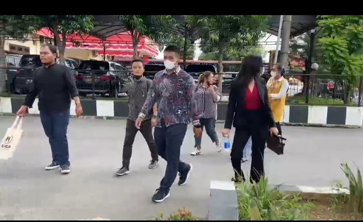 Korban Dugaan Pemerasan Oknum Polisi Datangi Propam Polda Sumut