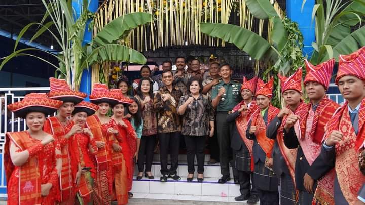 Bupati Karo Resmikan Jambur Desa Kutambaru Kecamatan Munte