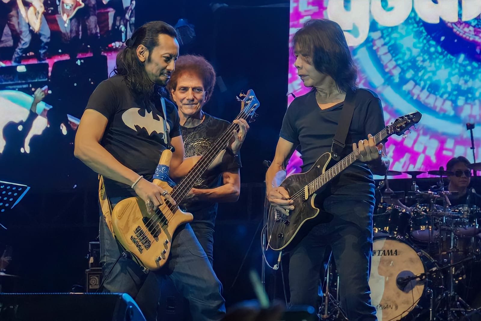 Puncak Hari Jadi ke-433 Kota Medan, Ipang Lazuardi dan  Godbless Hibur Ribuan Masyarakat