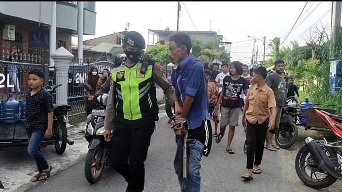 Gelapan Sepeda Motor Tetangga, Fuad Hasan Babak Belur Dihajar Warga