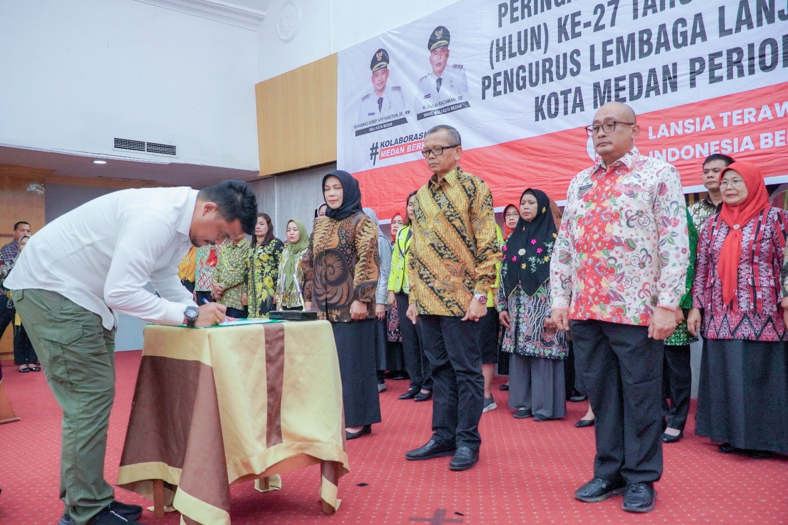 Pembangunan Medan Libatkan Lansia, Bobby Nasution:  Harus Semangat  dan Tetap Produktif