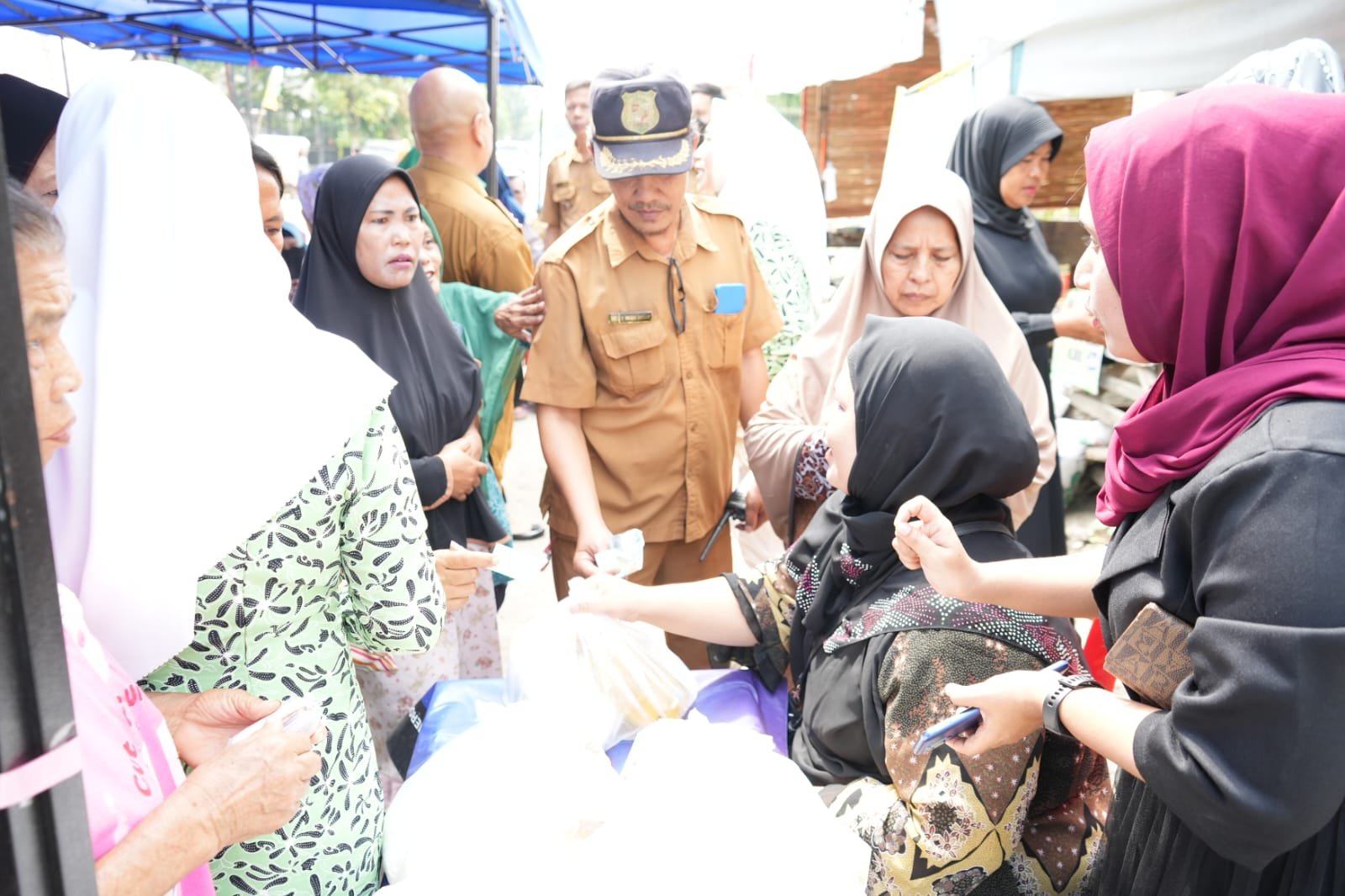 Kehadiran Posko Pangan Harus Bisa Membantu Memenuhi Kebutuhan Pokok Masyarakat