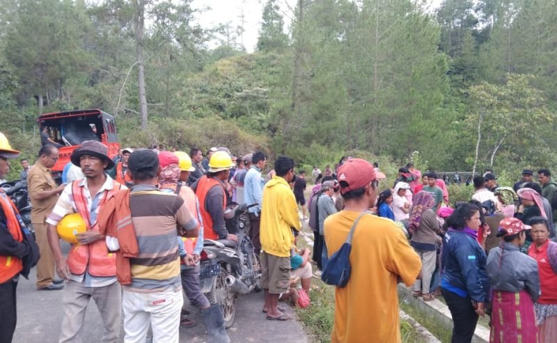 BPBD Bersama Basarnas Dibantu TNI dan Polri Masih Mencari  Korban Jatuh ke Sungai Siponot