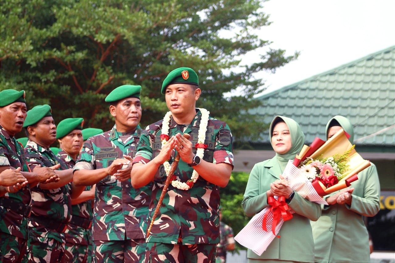 Momen Haru Warnai Tradisi Lepas – Sambut Dandim 0303 Bengkalis.