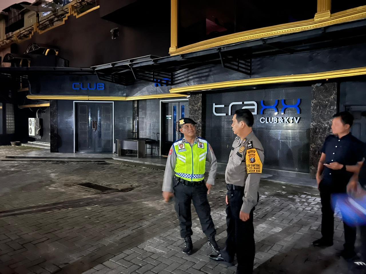 Terindikasi Edarkan Narkoba, Tempat Hiburan Malam TRAXX Club dan KTV Ditutup