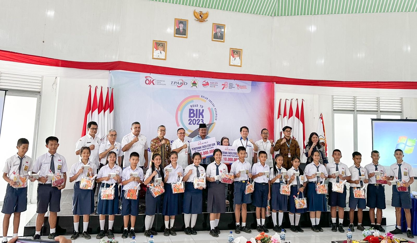 OJK Selenggarakan Road To Bik 2023 Edukasi Keuangan di Nias Utara