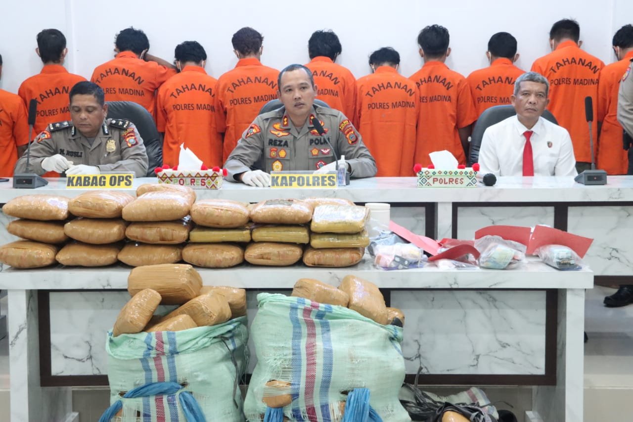 Polres Madina Ringkus dan Tetapkan 32 Tersangka Narkoba