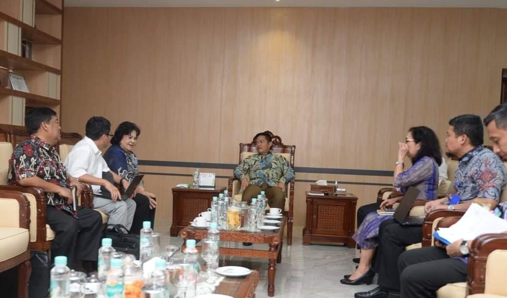 Bertemu Pj. Gubernur Sumut, Bupati Karo Sampaikan Usaha Perbaikan Pelayanan Air Bersih Lewat Program KPBU