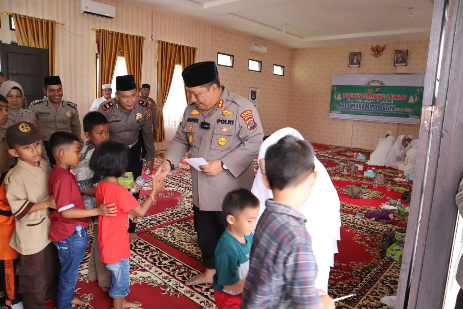 Polres Palas Peringati Maulid Nabi Muhammad SAW 1445H/2023M dan Pemberian Tali Asih