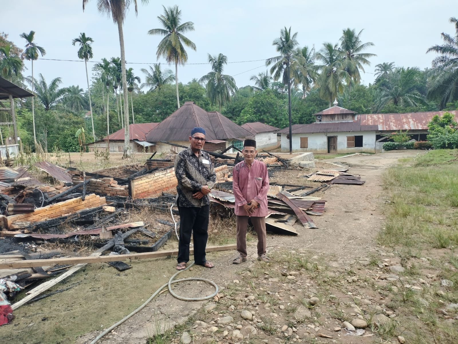 Panti Jompo LKSLU Daruh Rohman Hangus Terbakar