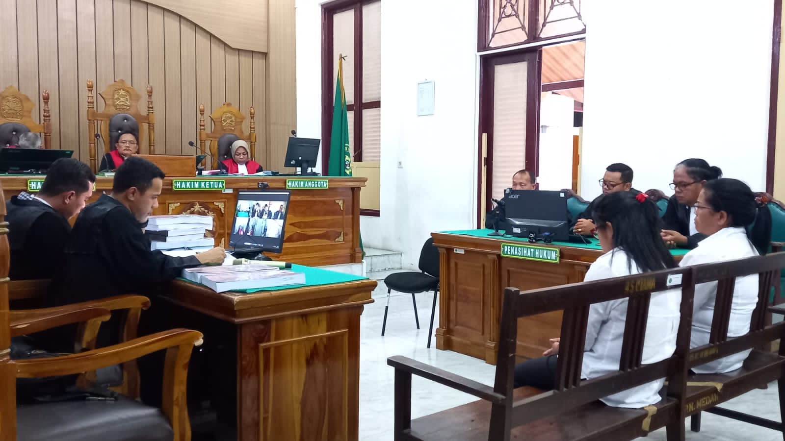 Mantan Ketua Bawaslu Karo Dituntut 7,5 Tahun Bui, Bendahara 66 Bulan Penjara Kasus Korupsi Dana Ibah