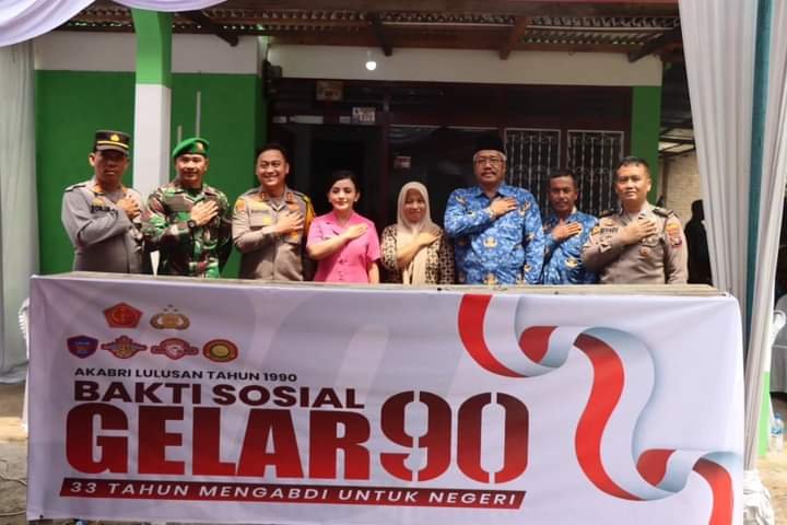 Kapolresta Deli Serdang Ikuti Bhakti Sosial Gelar Alumni Akabri 1990