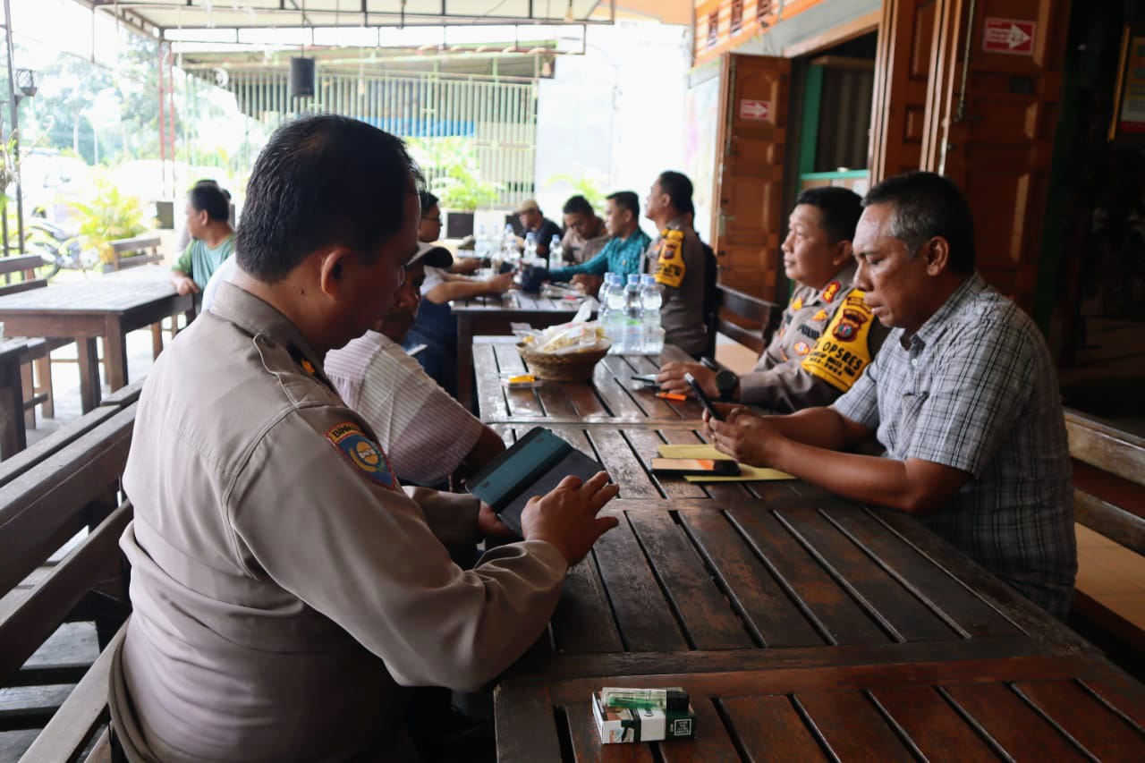 Pojok Pemilu, Polres Palas dan Awak Media Dukung Pemilu Damai