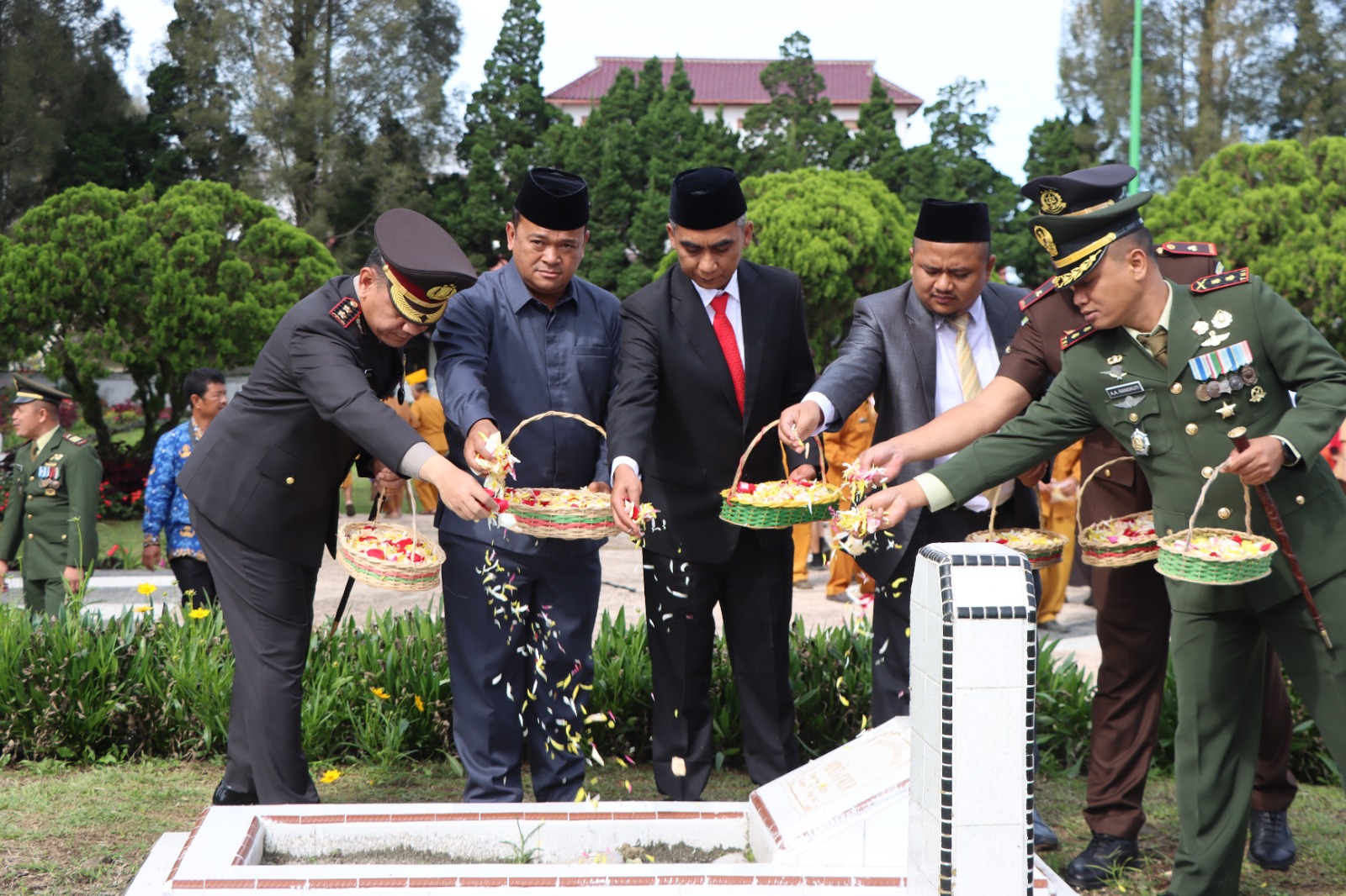 Pemkab Karo Peringati Hari Pahlawan Nasional, Momen Bangkitkan Semangat Kebersamaan Membangun Indonesia