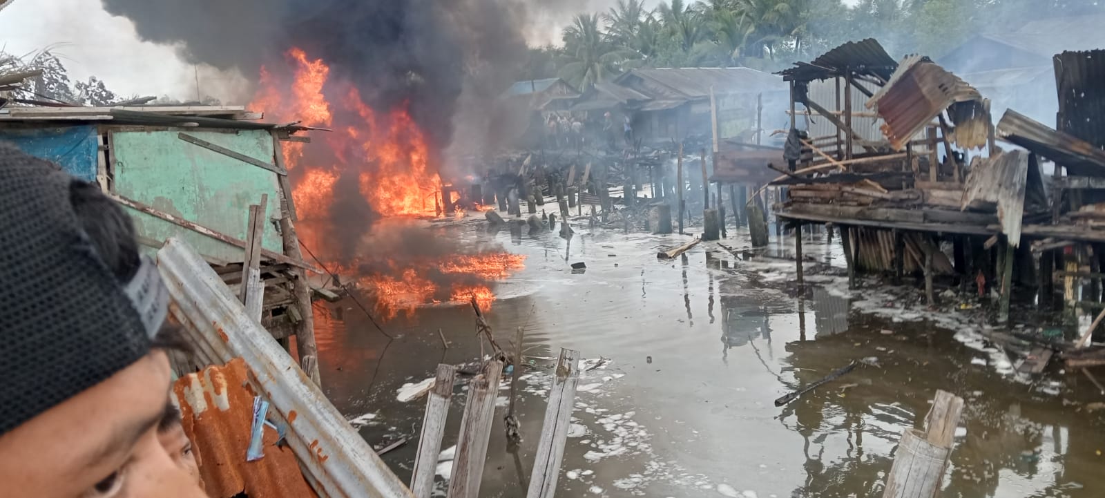 Belawan Membara, Akibat Pencurian Minyak Jalur Pipa Pertamina Rumah Warga Dilahap Sijago Merah