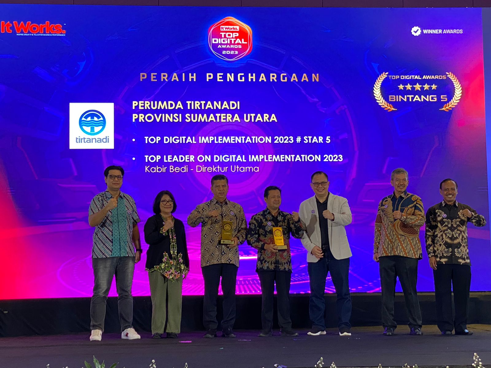 Perumda Tirtanadi Raih Bintang 5 Top Digital Implementation 2023, Kabir Bedi Sabet Top Leader