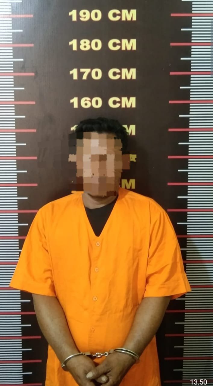 Gegara Ditagih Uang Koperasi, Suami Mengamuk Bacok Sepeda Motor & Aniaya Penagih