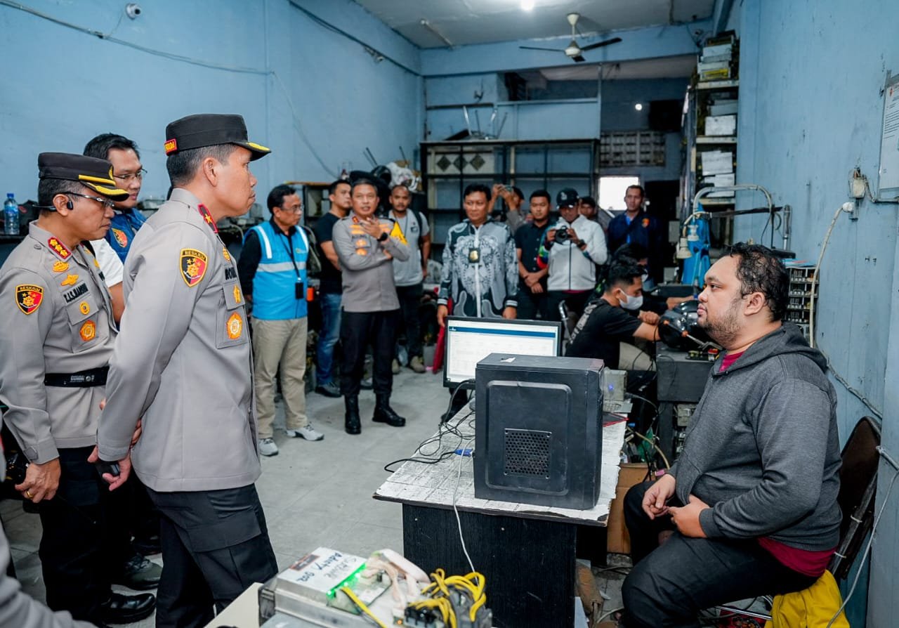 Polda Sumut Gerebek Ruko Tambang Bitcoin