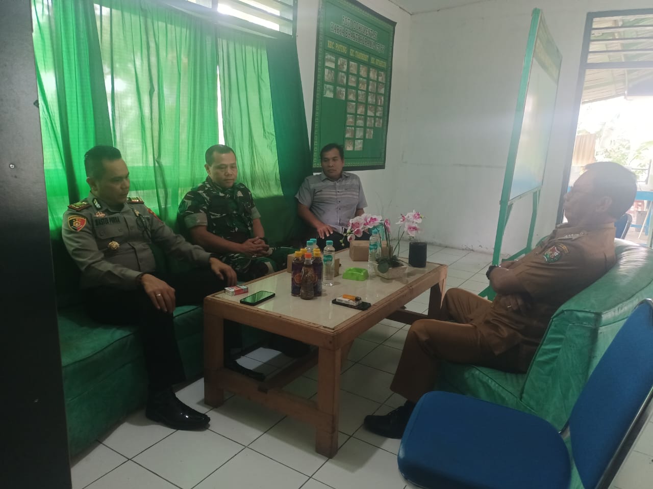 Jalin Sinergitas, Kapolsek Payung Silaturahmi ke Camat dan Koramil