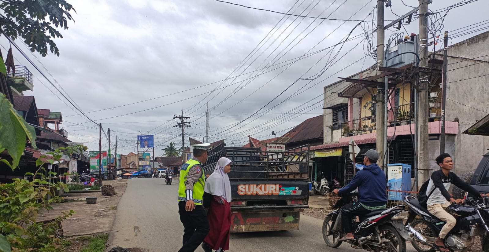 Kapos Lantas Sosa, Atur Lalu Lintas Pos Padat Pagi
