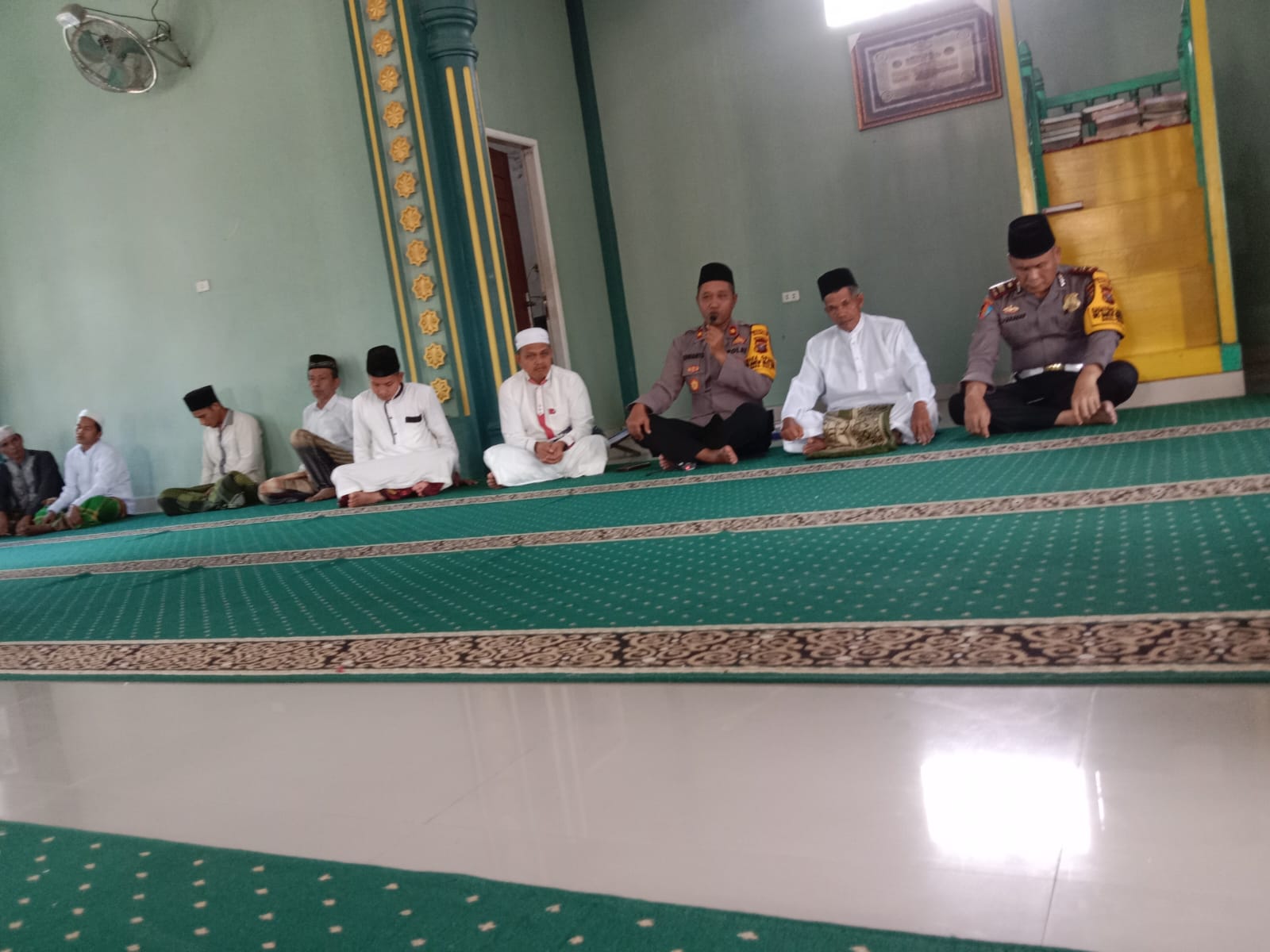 Dengar Curhat Warga, Polres Palas Gelar Jumat Curhat di Masjid Al-Mukhlishin