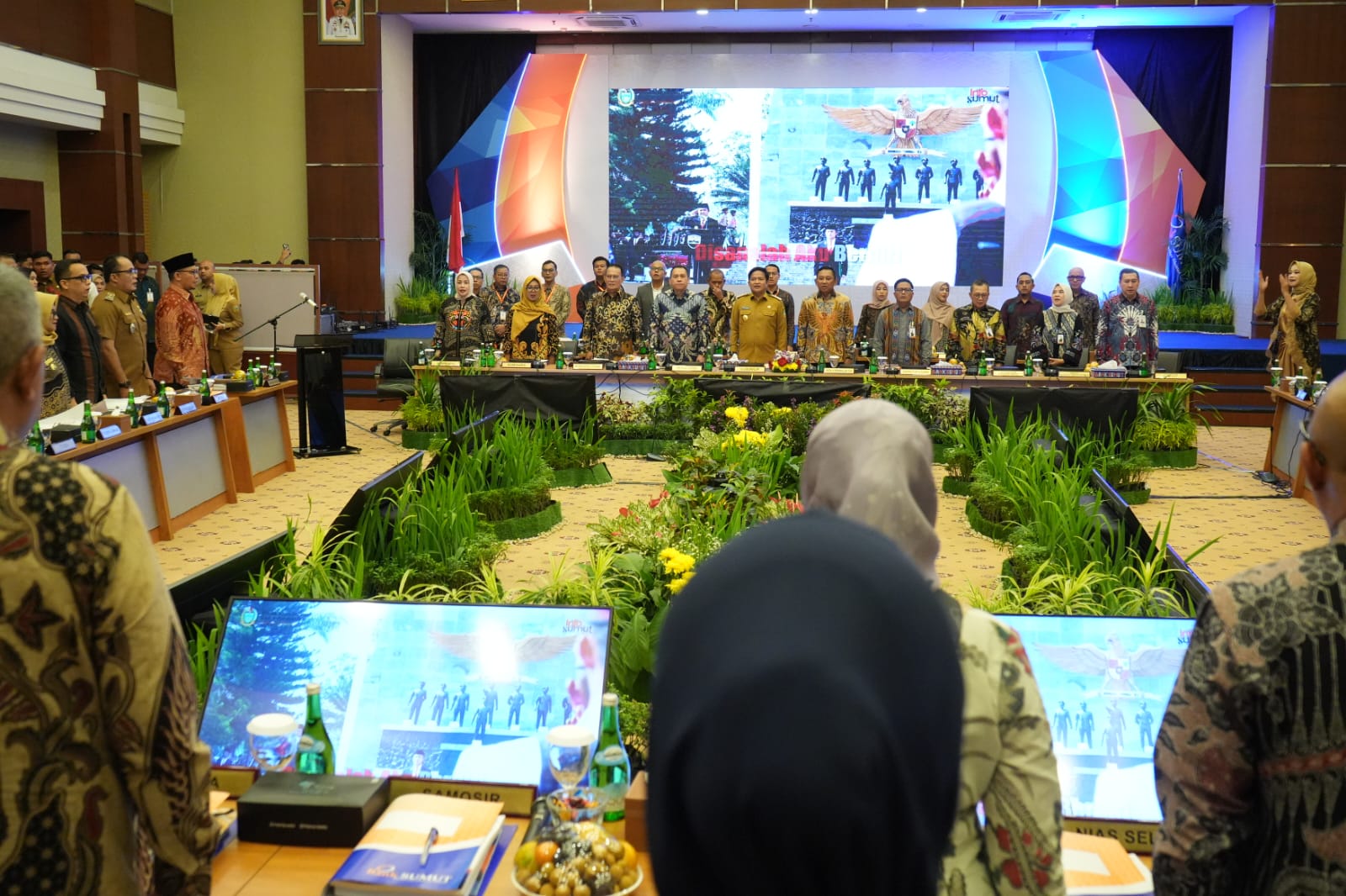Wali Kota Medan Hadiri RUPS Tahunan dan RUPS LB PT. Bank Sumut