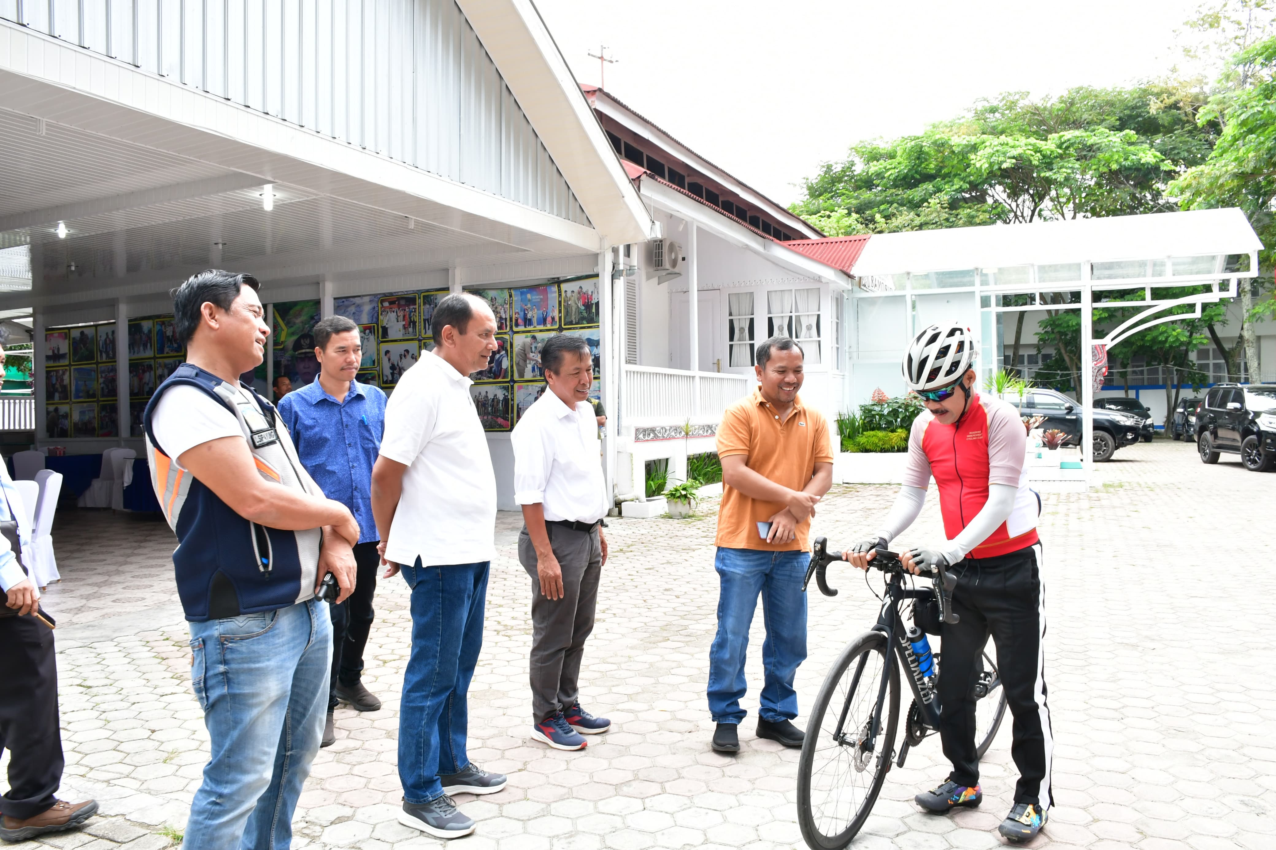 Sekdaprovsu Puji Kemajuan dan Keindahan Alam Kabupaten Samosir