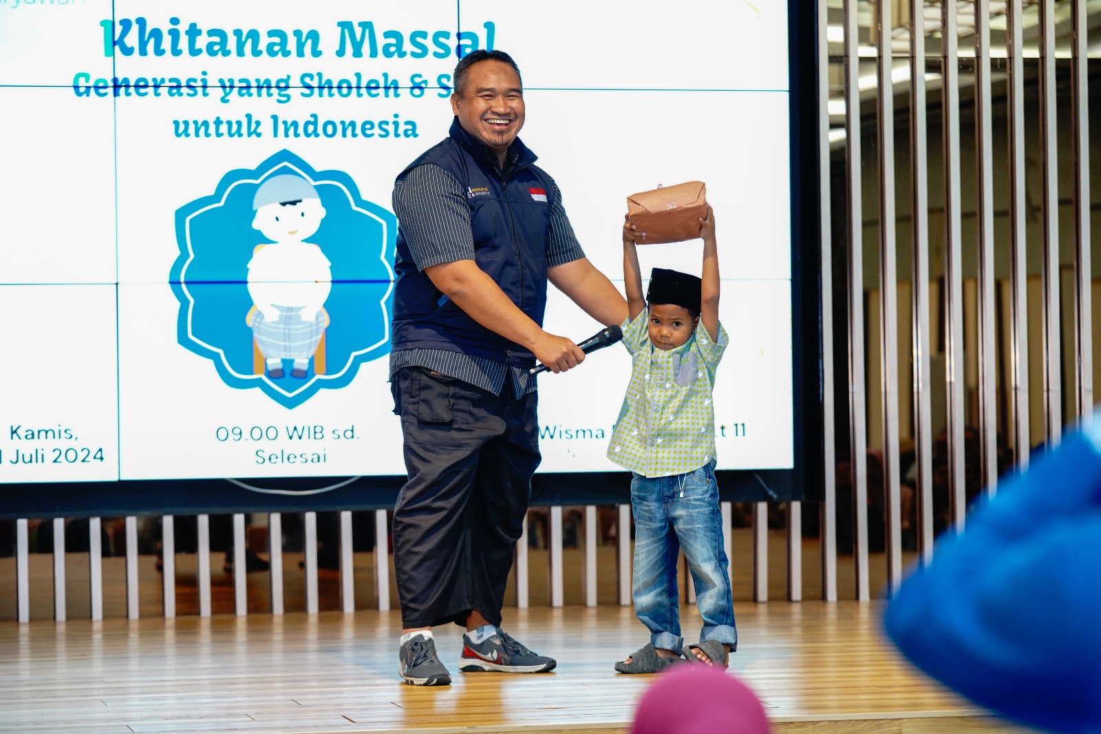 BSI Maslahat dan IIK BSI Selenggarakan Khitanan Massal Untuk 50 Orang di Jakarta