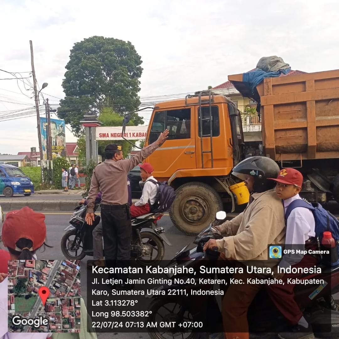 Sat Samapta Polres Karo Intensifkan Pengaturan Lalu Lintas di Kota Kabanjahe