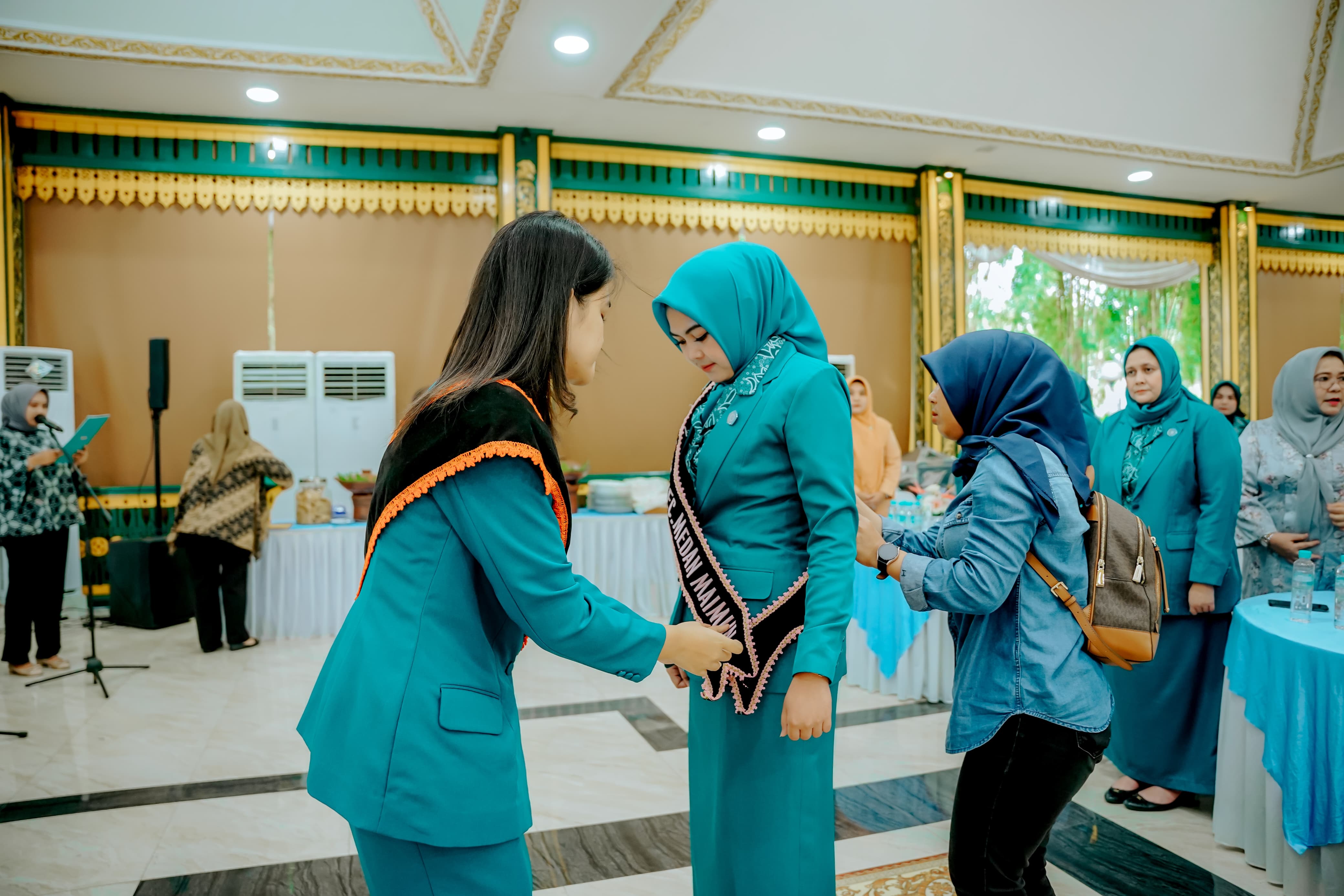 Kahiyang Ayu Lantik Ketua TP PKK Kecamatan & Bunda PAUD Medan Maimun