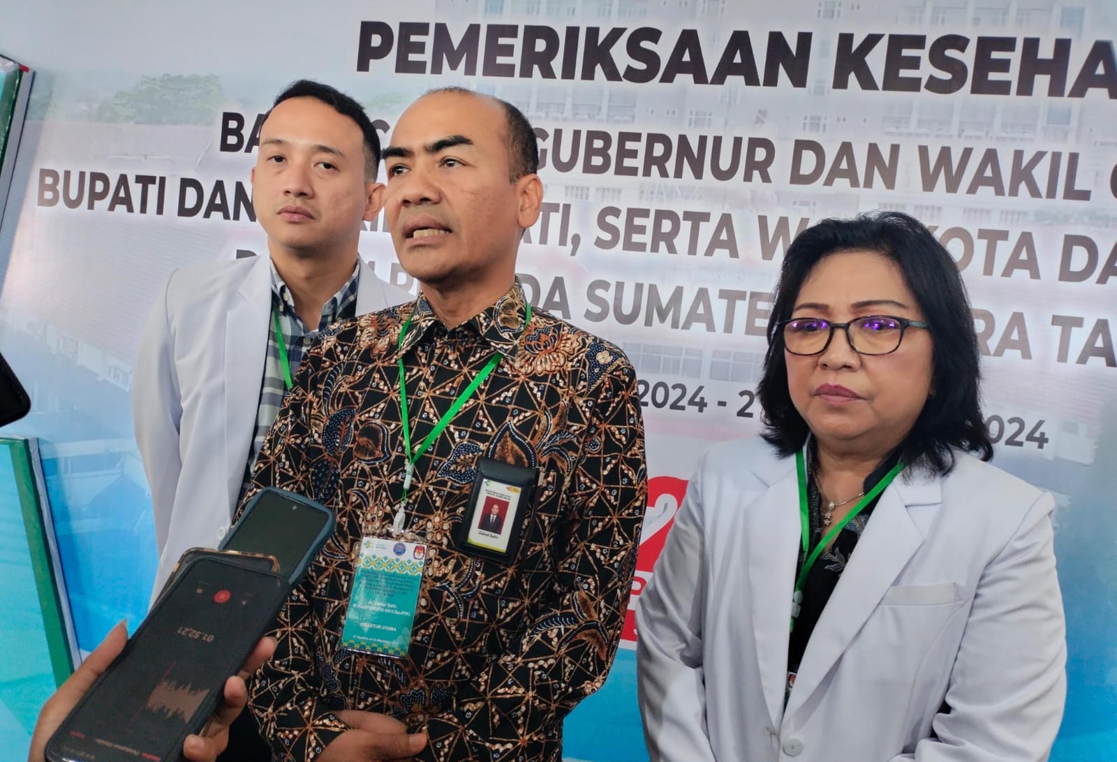 14 Paslon Kepala Daerah Periksa Kesehatan di RS Adam Malik