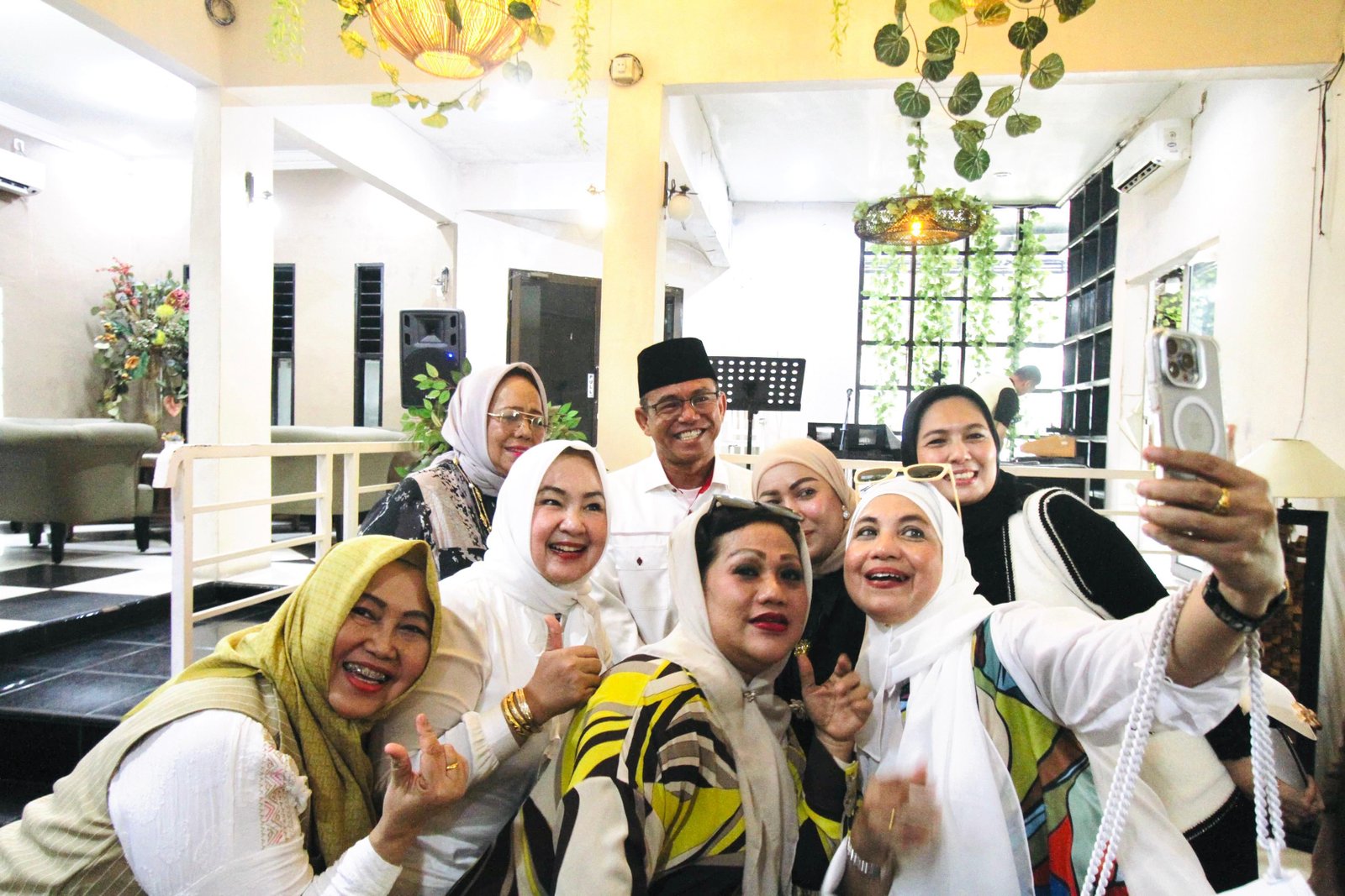 Silaturahmi dengan Emak-Emak SAHRIZKI, Zakiyuddin: Pelayanan Kesehatan Jadi Fokus