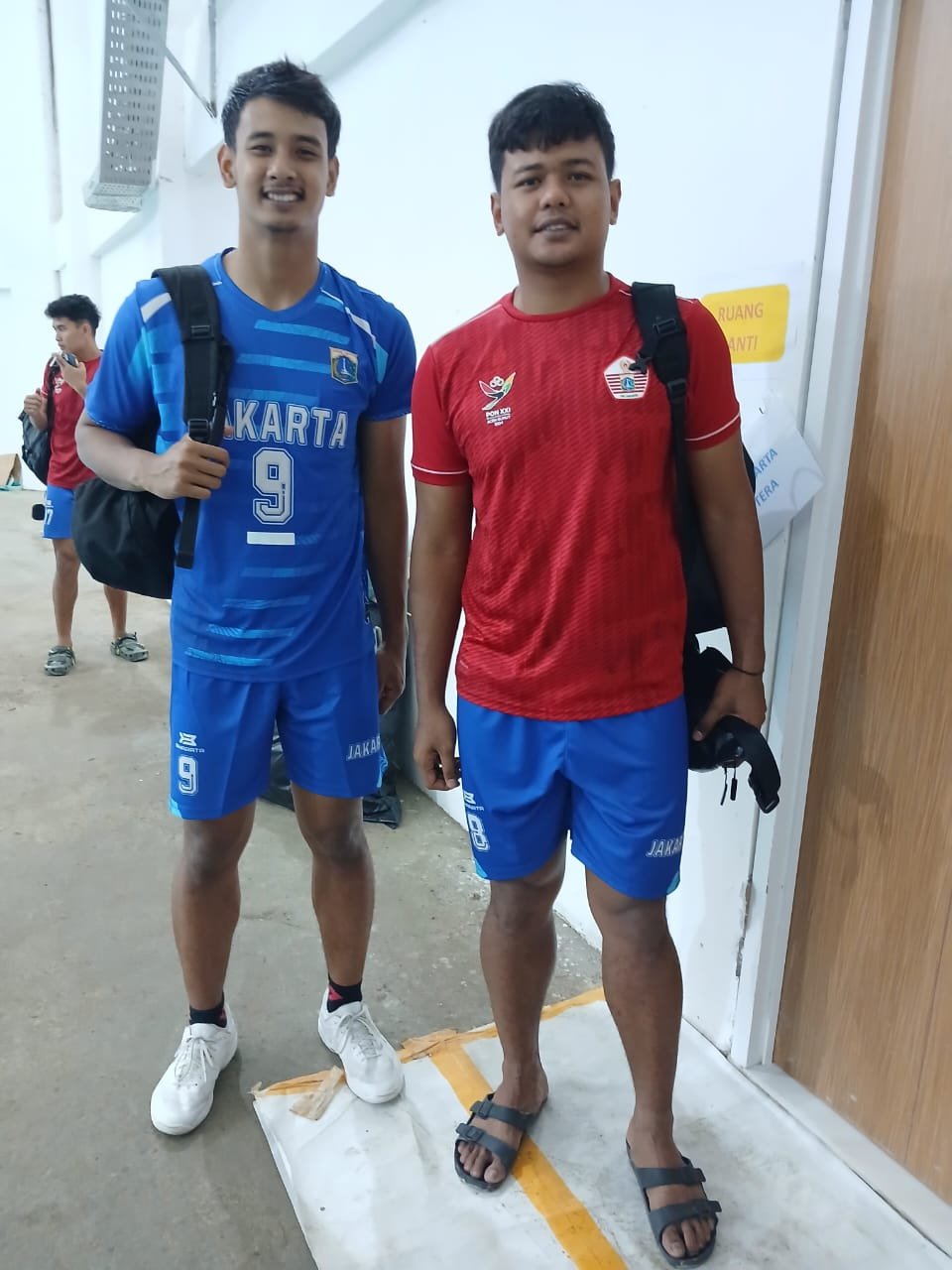 Bersama Sang Adik, Perkuat Tim Voli Putra DKI