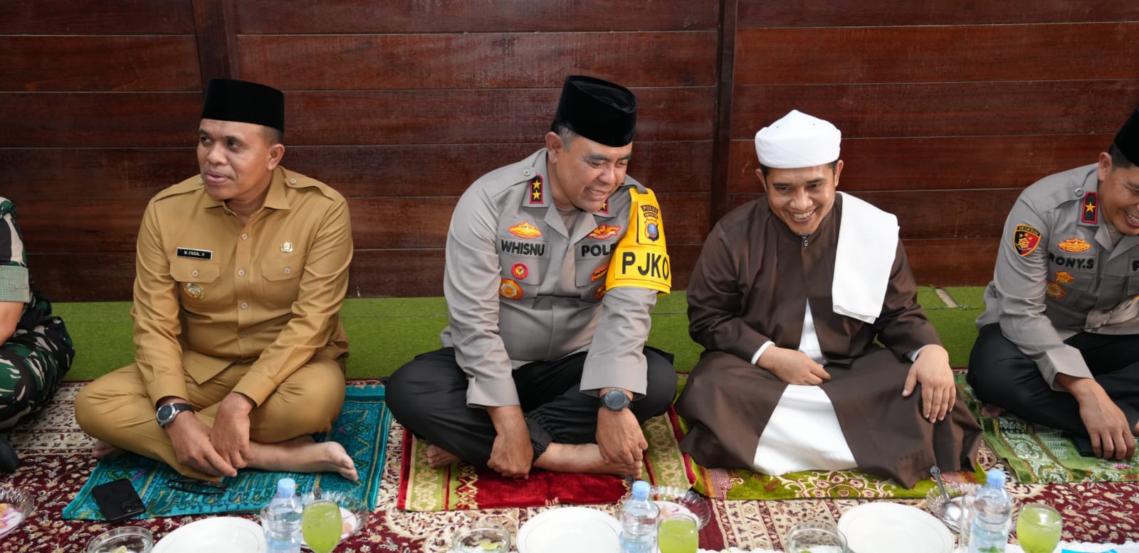 Komitmen Jaga Pemilu Damai, Kapolda Sumut Kunjungi Ulama Kharismatik
