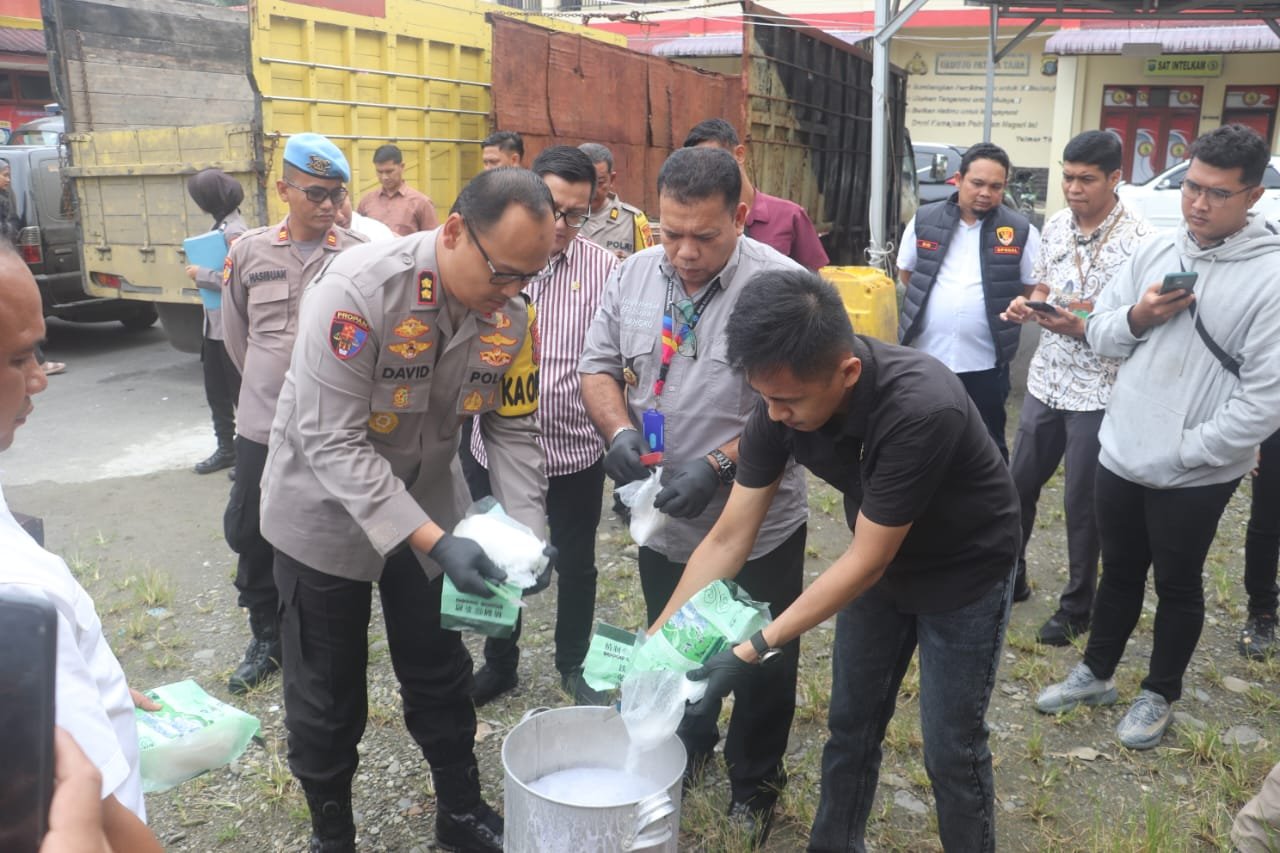 Polres Langkat Musnahkan Sabu 21.426,58 Gram